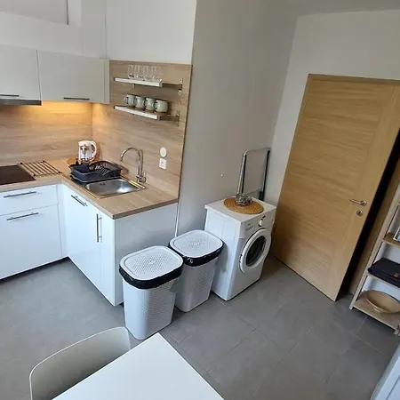 City Pine, Free Parking Apartament